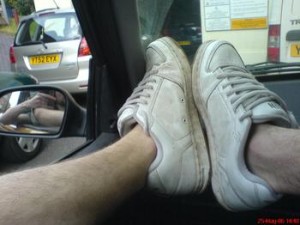 5558406791_human_feet_in_sneakers_answer_2_xlarge[1]